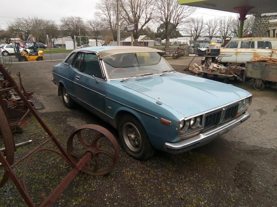 1978 Datsun 200B SSS Coupe blue images (16).jpg