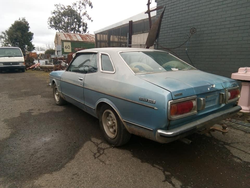 1978 Datsun 200B SSS Coupe blue images (17).jpg