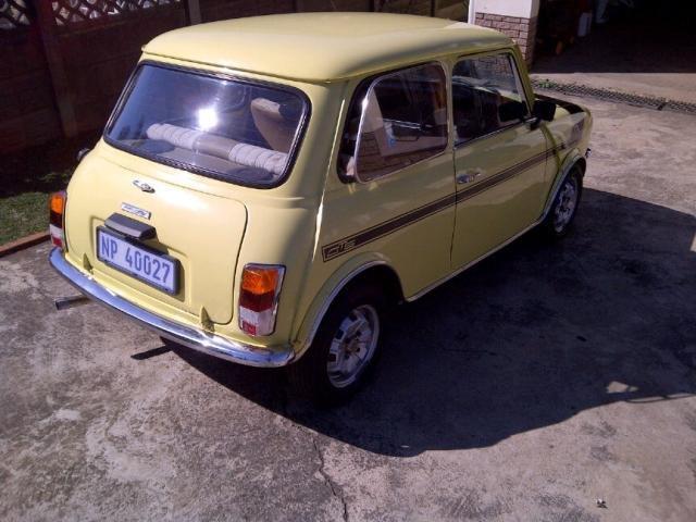 1978 Leyland Mini GTS South Africa Yellow paint black stripe (4).jpg