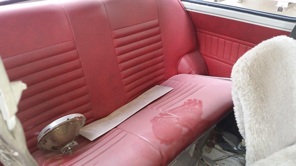 1978 Mini GTS south africa burgundy interior trim (2).jpg