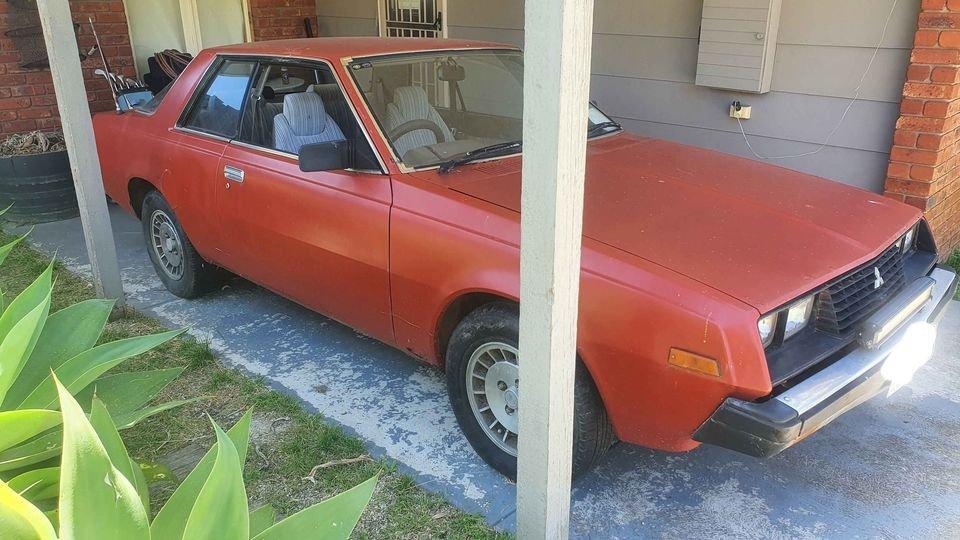 1978 Mitsubishi Scorpion white Dodge Challenger coupe (4).jpg