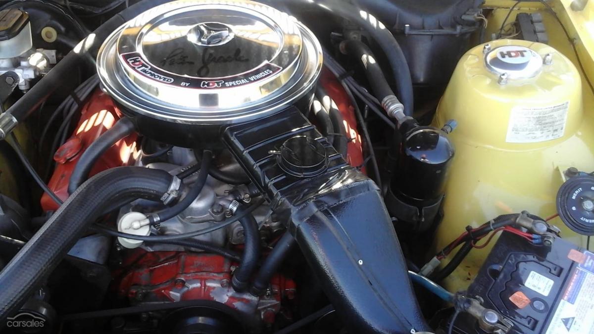 1979 Holden Commodore VB SL-E Yellow paint images (7).jpg