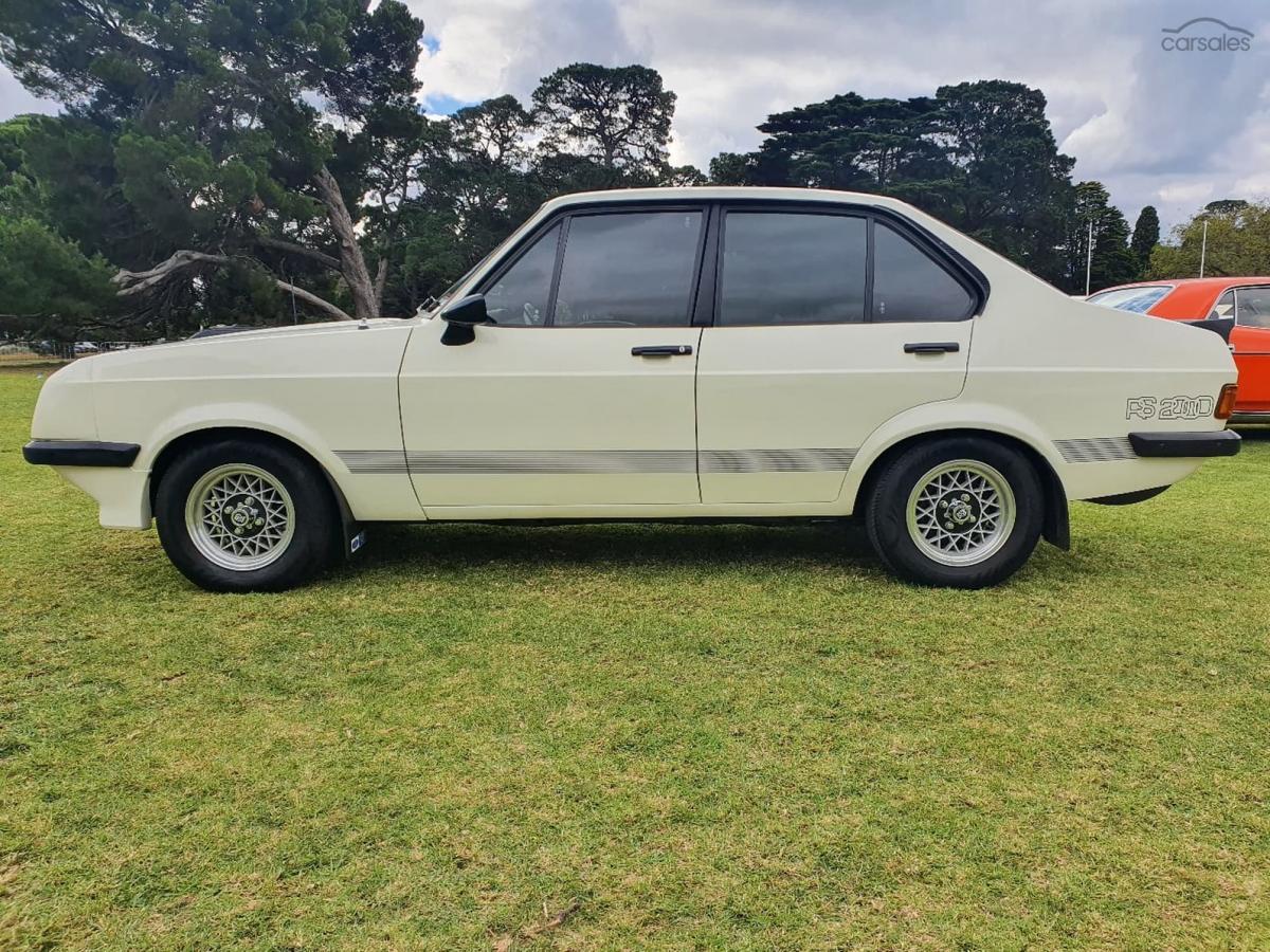 1979 RS2000 Sedan Australia images 2021 (11).jpg