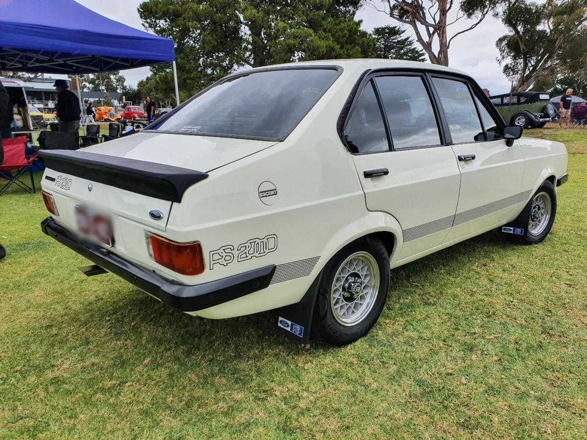 1979 RS2000 Sedan Australia images 2021 (14).jpg