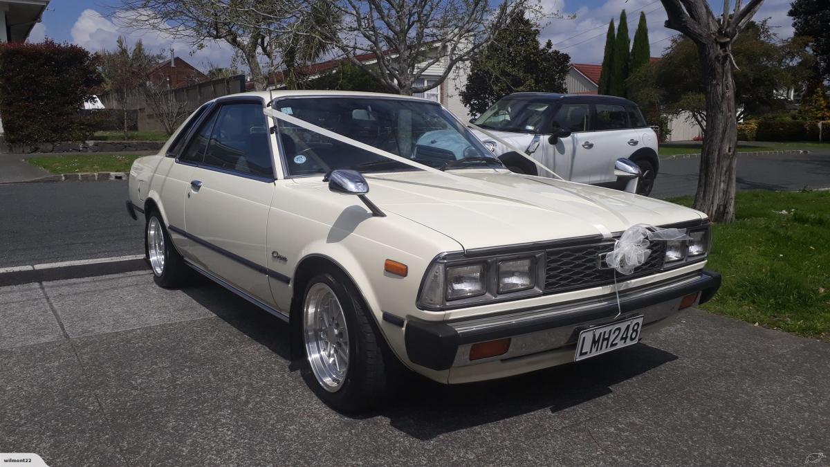 1979 Toyota T130 Corona coupe SL white (3).jpg