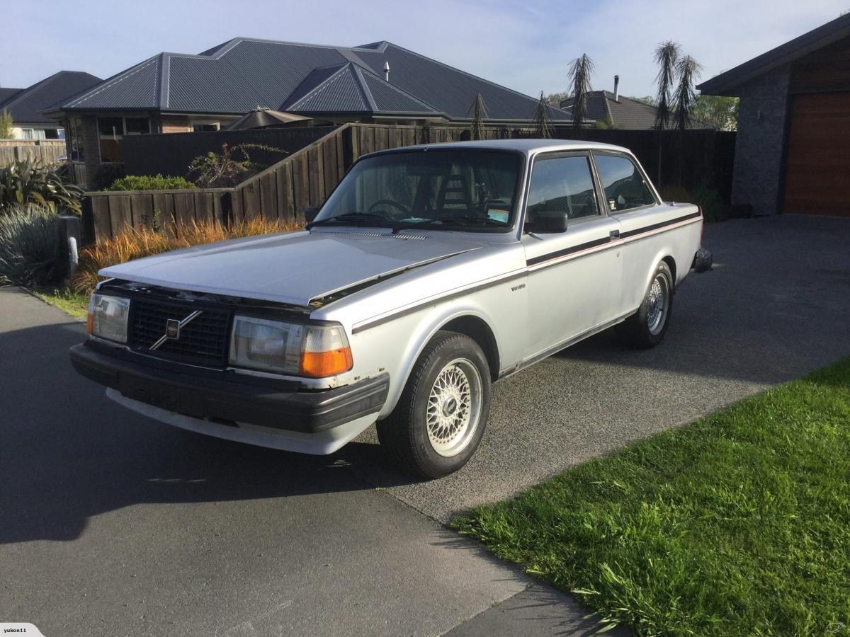 1979 Volvo 242 GT located NZ images Mystic Silver (1).jpg