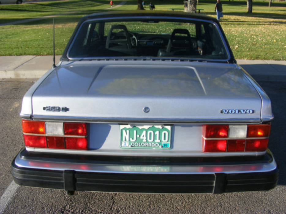 1979 Volvo 262C Bertone in Mystic Silver and Vinyl roof  (5).png