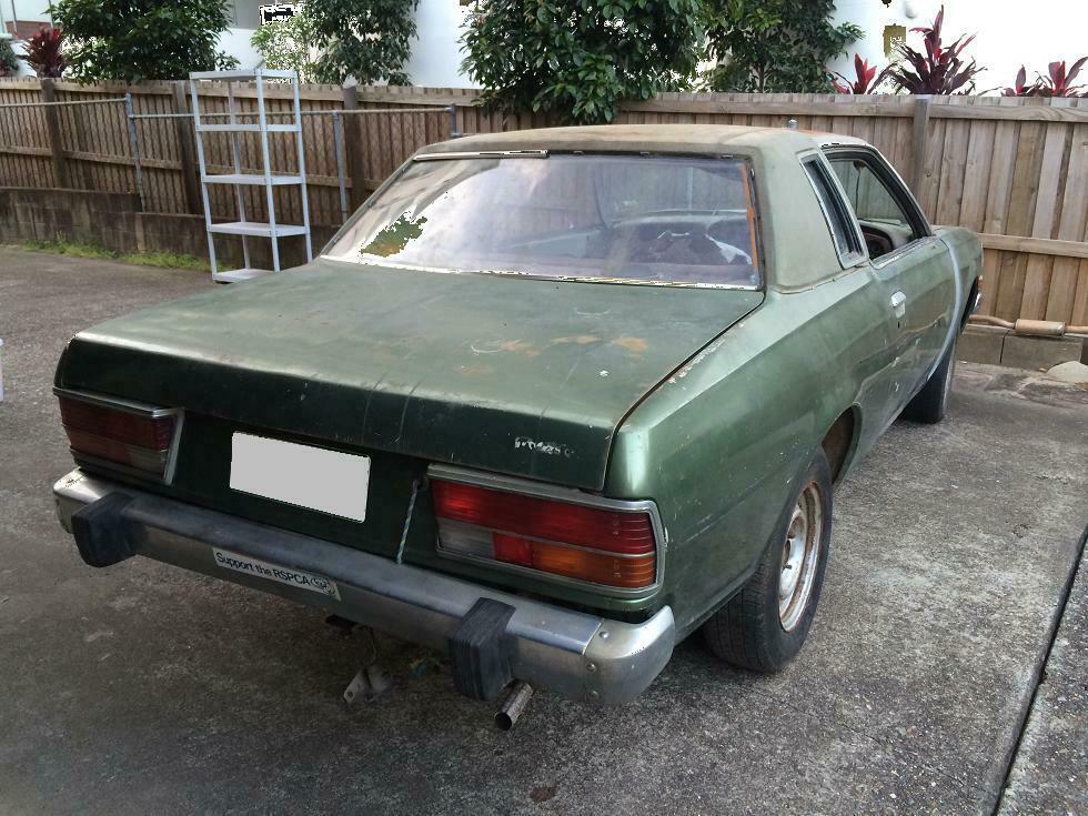 19798 Mazda 121 Landau Coupe Cosmo unrestored images (1).jpg