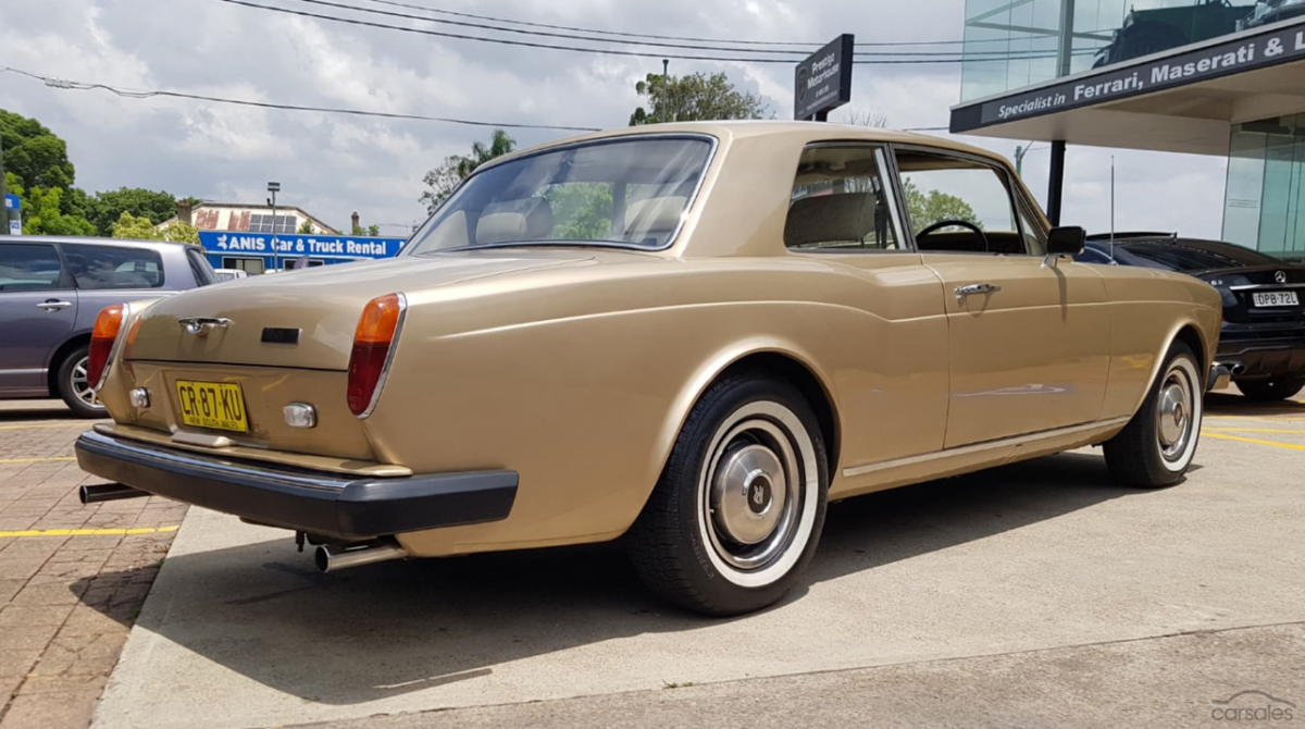 1980 Golden Sand Rolls Royce Corniche Coupe 2 door sedan (3).png