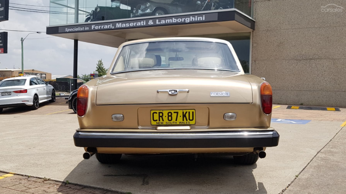 1980 Golden Sand Rolls Royce Corniche Coupe 2 door sedan (4).png