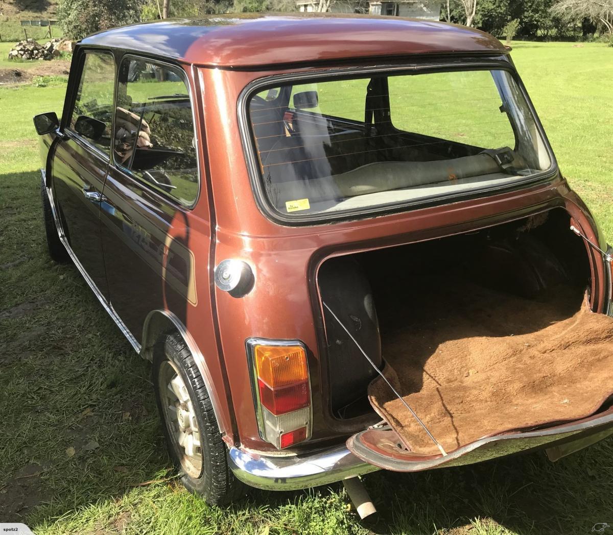 1980 New Zealand Mini 1275 GT Bronze paint restored images (4).jpg