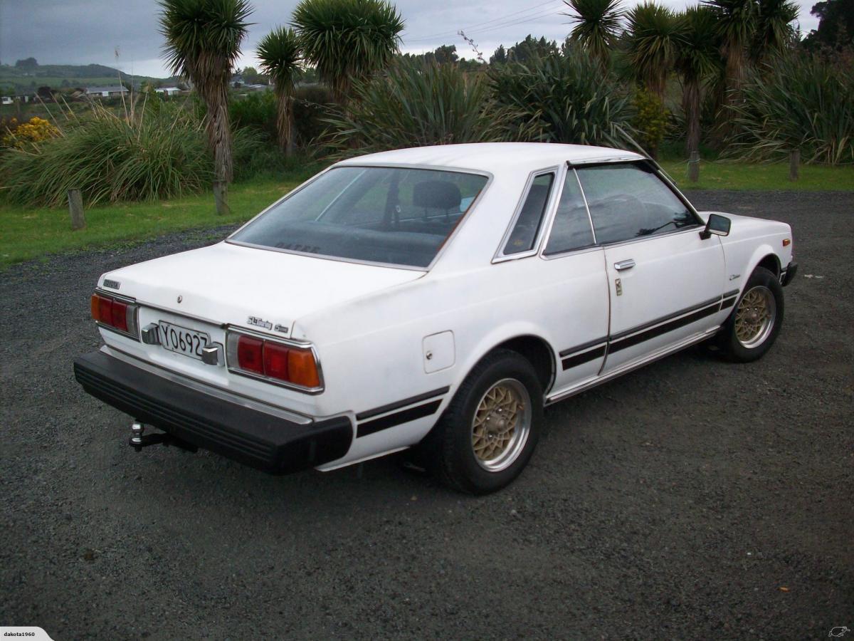 1980 Toyota Corona Hardtop Coupe white images (2).jpg