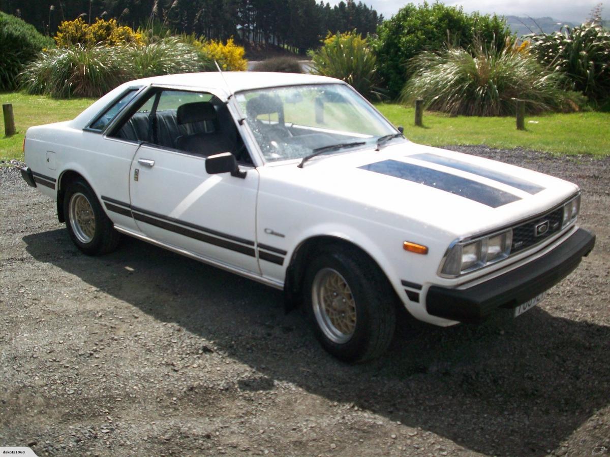 1980 Toyota Corona Hardtop Coupe white images (8).jpg