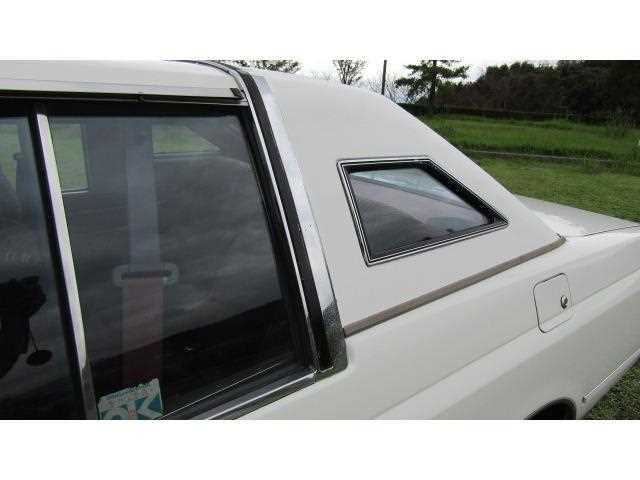 1980 Toyota Crown 2 door coupe hardtop white Japan JDM images S110 (11).jpg