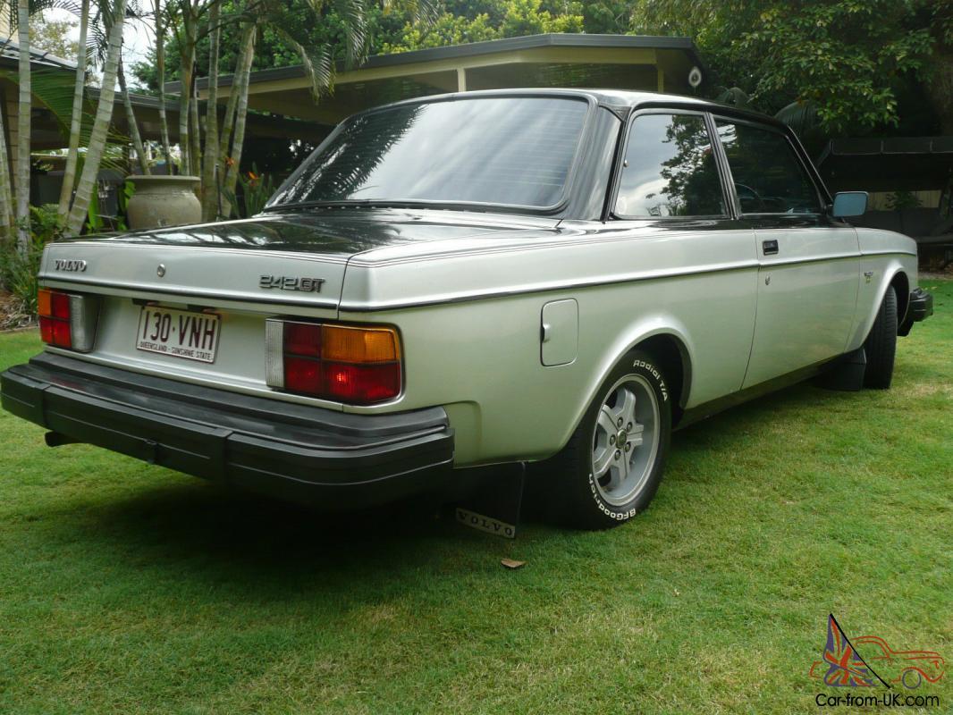 1980 Volvo 242 GT with quad headlamps Australian delivered car images (3).jpg