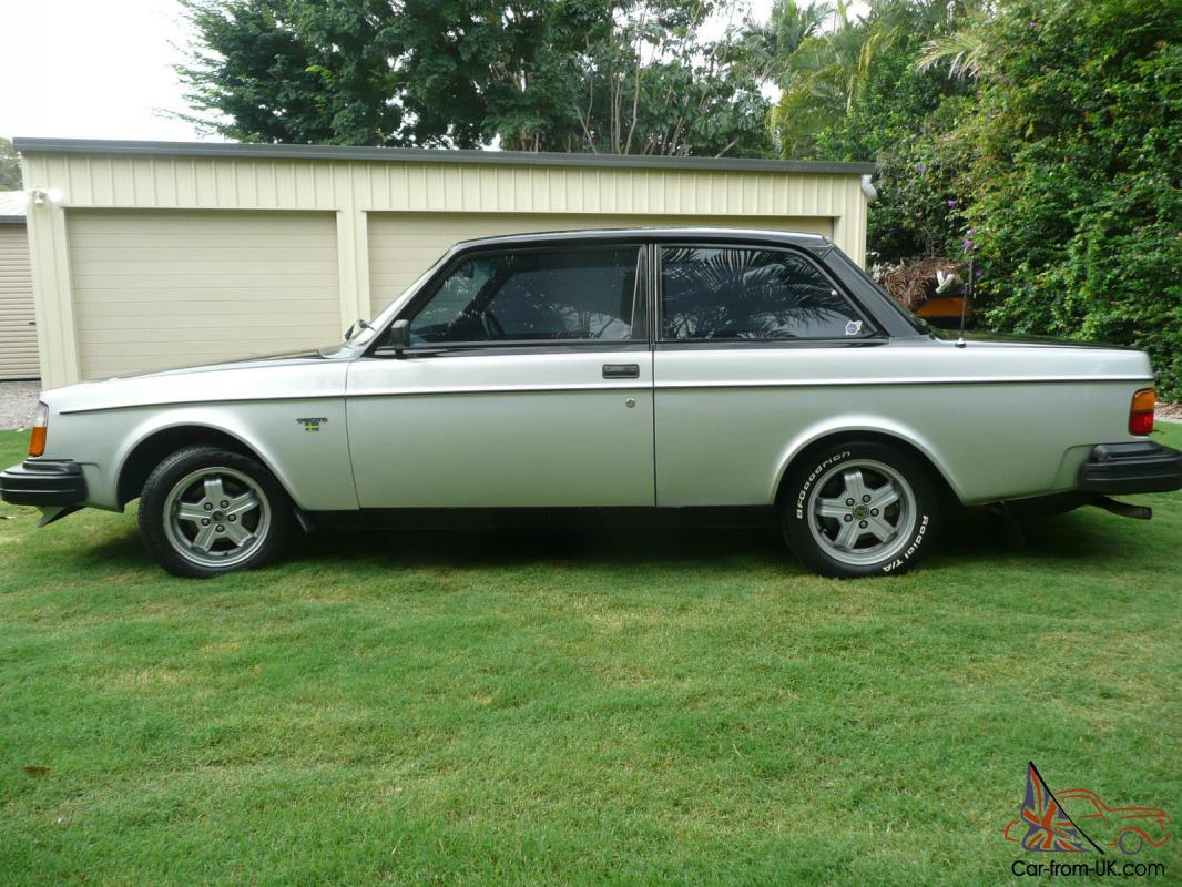 1980 Volvo 242 GT with quad headlamps Australian delivered car images (7).jpg