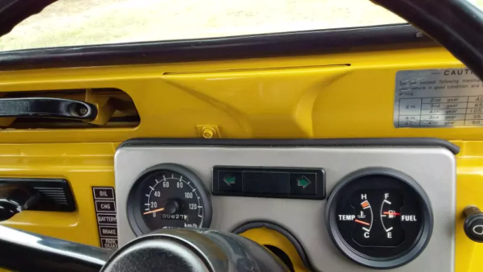 1981 Daihatsu Scat F20 Yellow Australia restored (1).png