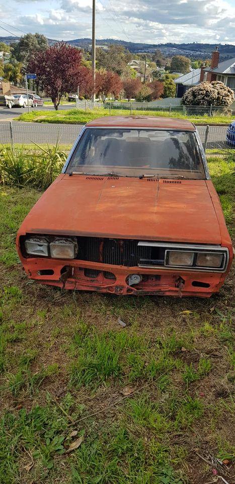 1981 Datsun Stanza SSS sedan red on black 2021 parts car wreck (6).jpg