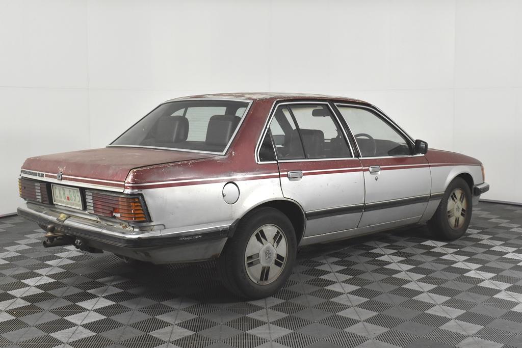 1981 VH Commodore SL-E Holden two tone image (4).jpg