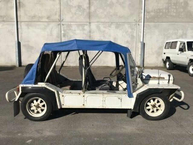 1982 Leyland Mini  Moke Californian Crystal White with blue roof images 2018 (1).JPG