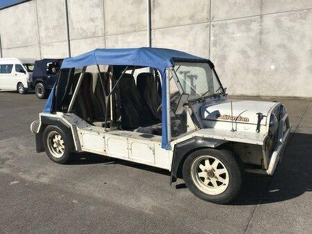 1982 Leyland Mini  Moke Californian Crystal White with blue roof images 2018 (11).JPG