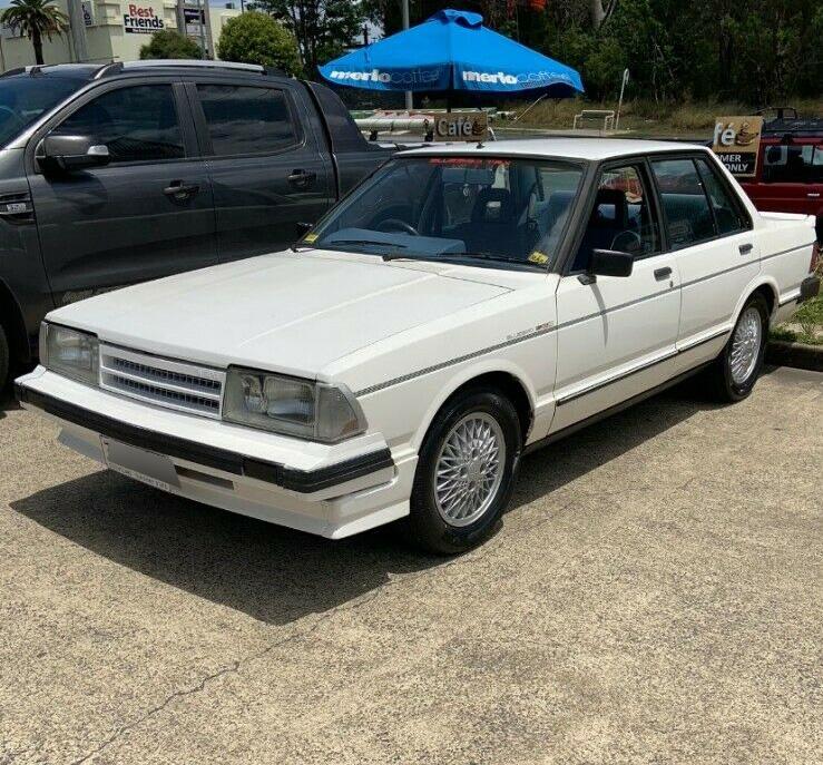 1982 Nissan Bluebird TR-X White Australia (1).jpg