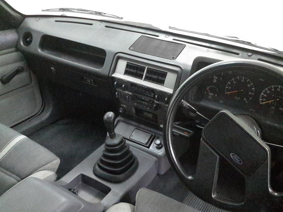 1982 XE Fairmont Ghia ESP Ford interior gunmetal grey images (6).jpg