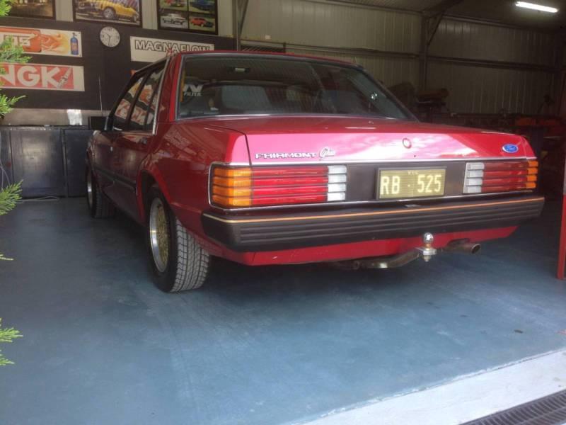 1983 Hermitage Red fuel injected 6 cylinder Ford XE ESP Fairmont Ghia (2).JPG
