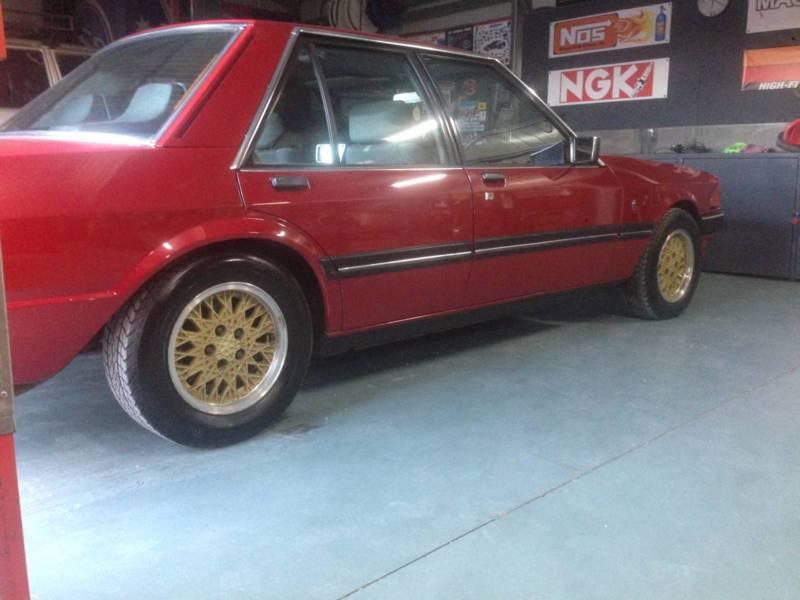 1983 Hermitage Red fuel injected 6 cylinder Ford XE ESP Fairmont Ghia (3).JPG