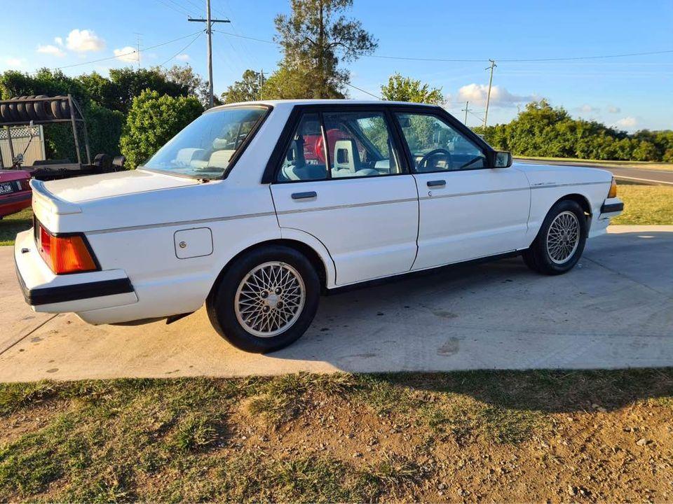 1983 Nissan Bluebird TR-X TRX Sedan unrestored Australia manual images (2).jpg