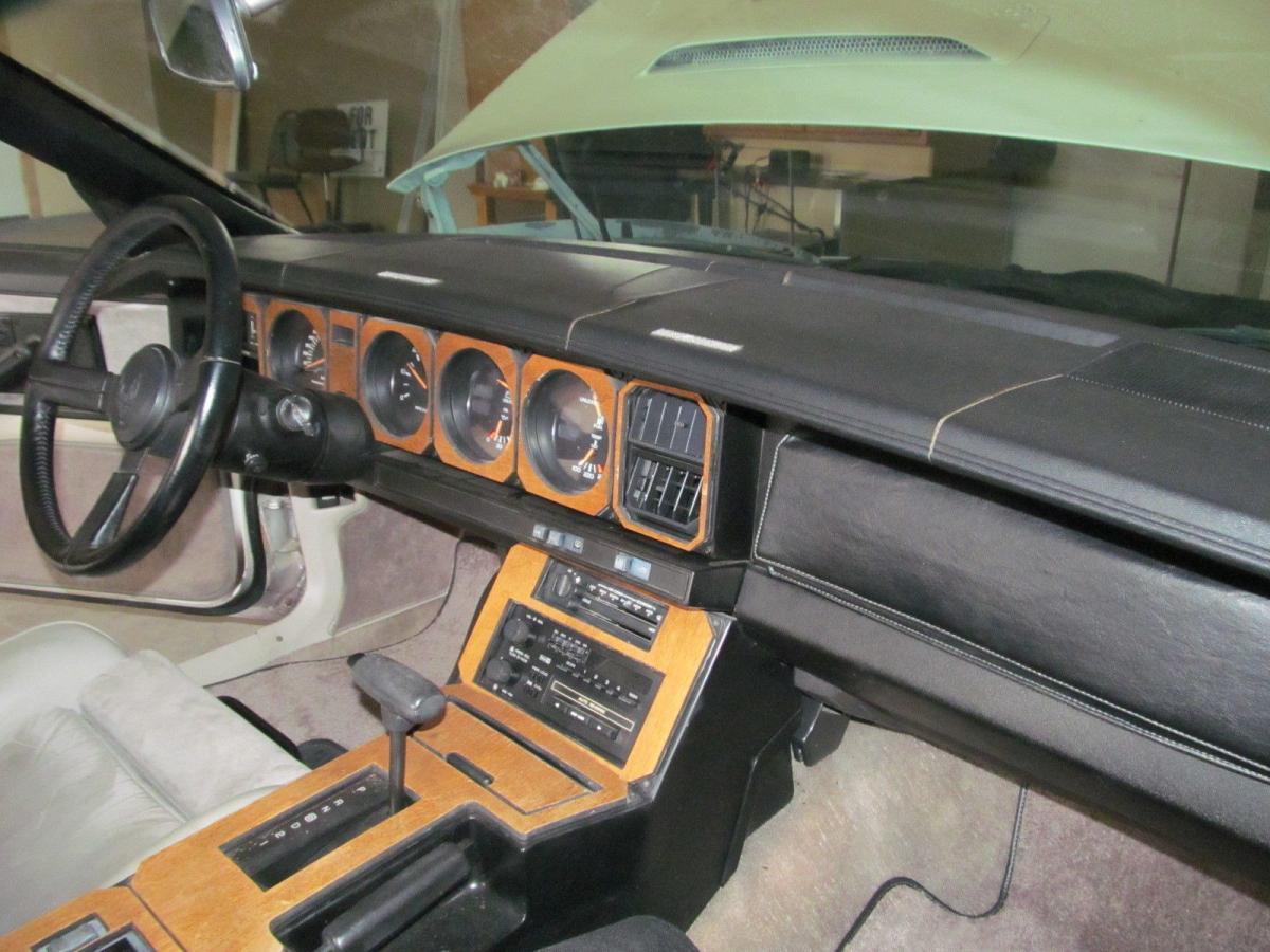 1983 Pontiac Firebird Trans-Am 25th Anniversary Daytona 500 pace car (19).jpg