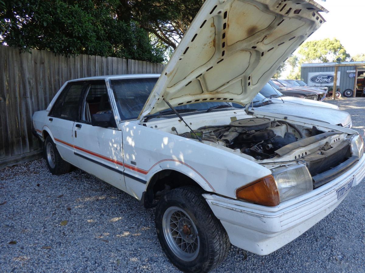 1984 Ford Falcon XE ESP White S-Pak images (11).jpg