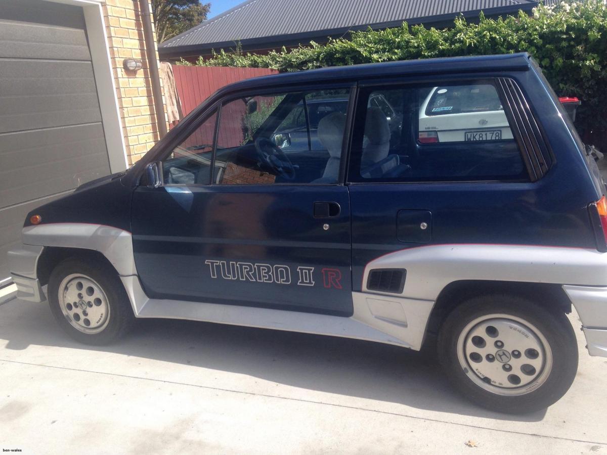 1984 Honda City Turbo 2 Blue on silver paint images exterior (4).jpg