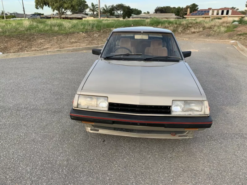 1984 Silver Gold Mitsubishi Siga GSR original condition images (10).png