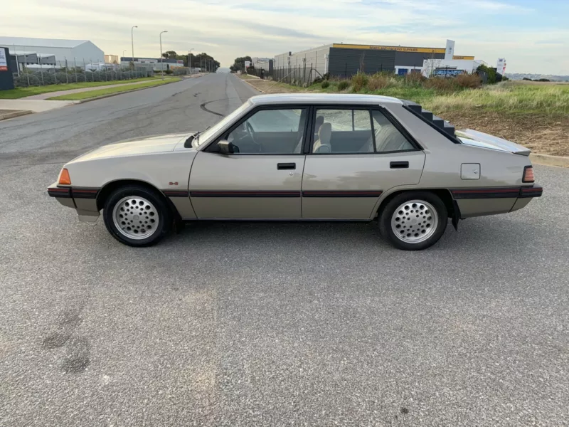 1984 Silver Gold Mitsubishi Siga GSR original condition images (8).png