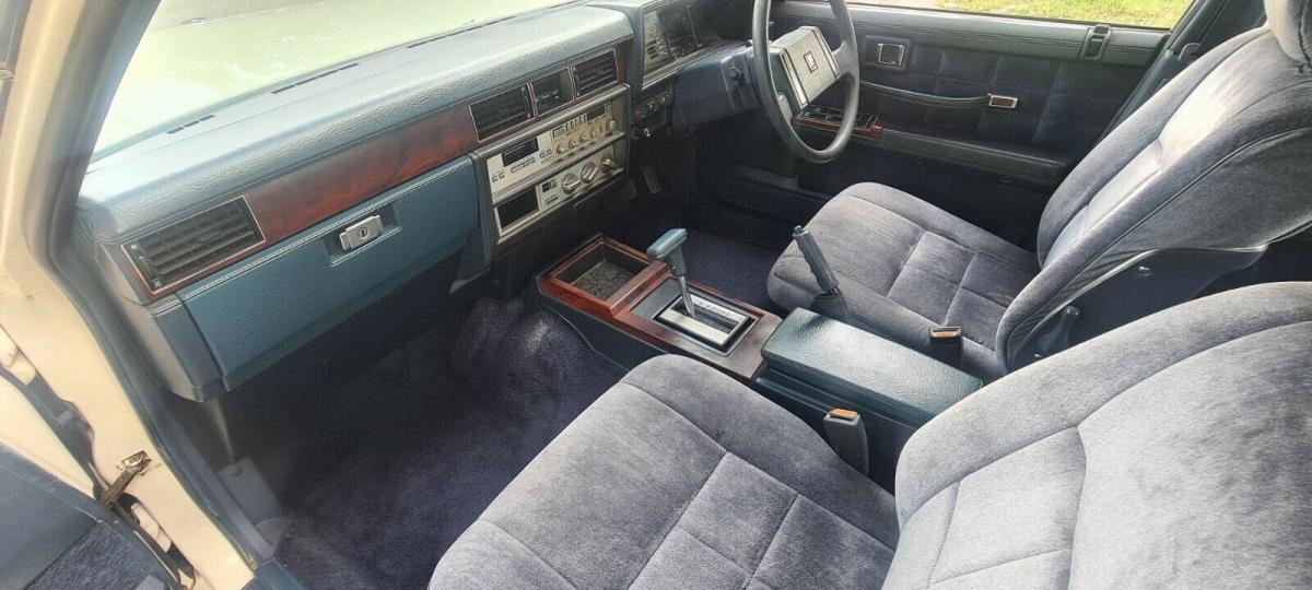 1984 Y30 Nissan Cedric 300 Sedan Australia images (9).jpg