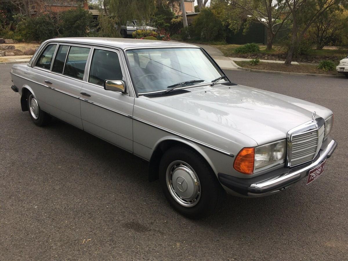 1985 Mercedes W123 250 Long Wheel Base factory limousine images Australia (1).jpg