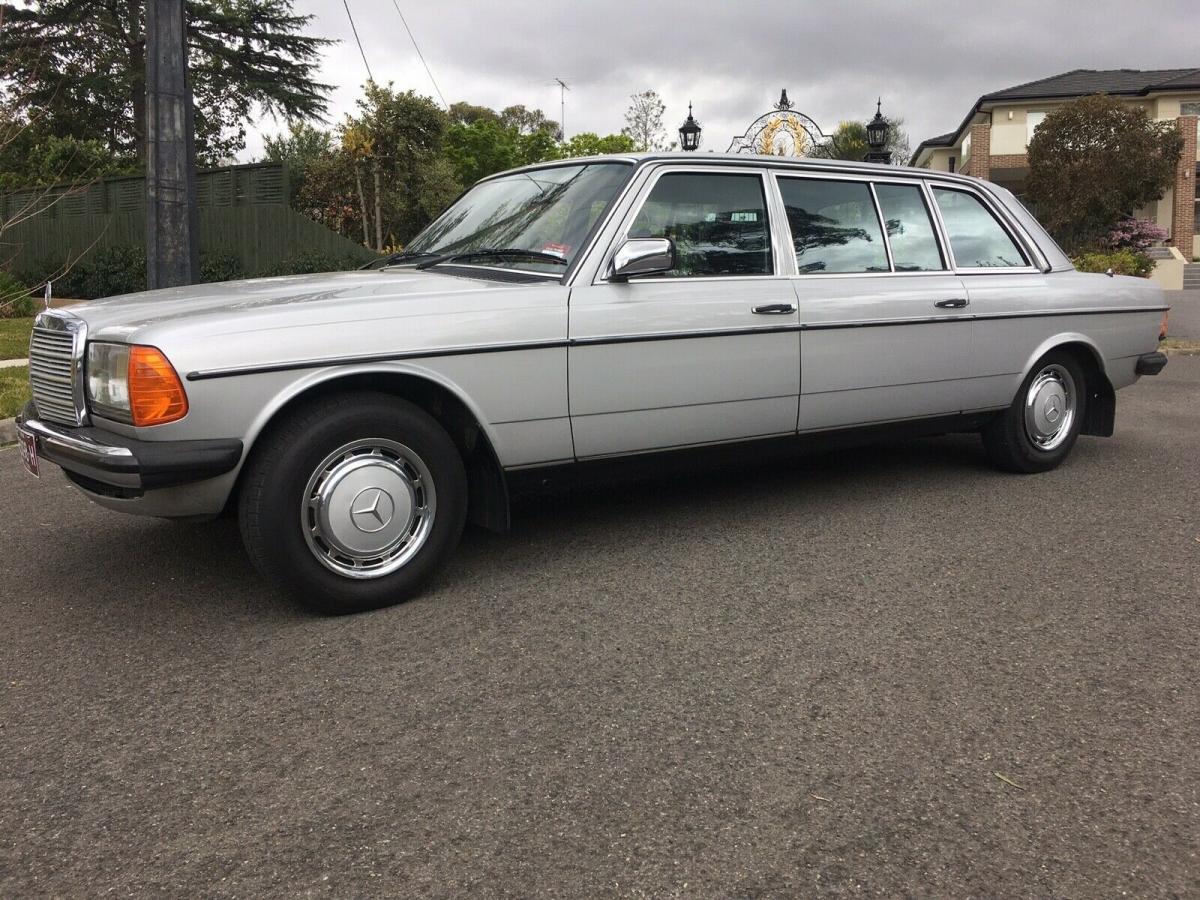 1985 Mercedes W123 250 Long Wheel Base factory limousine images Australia (3).jpg