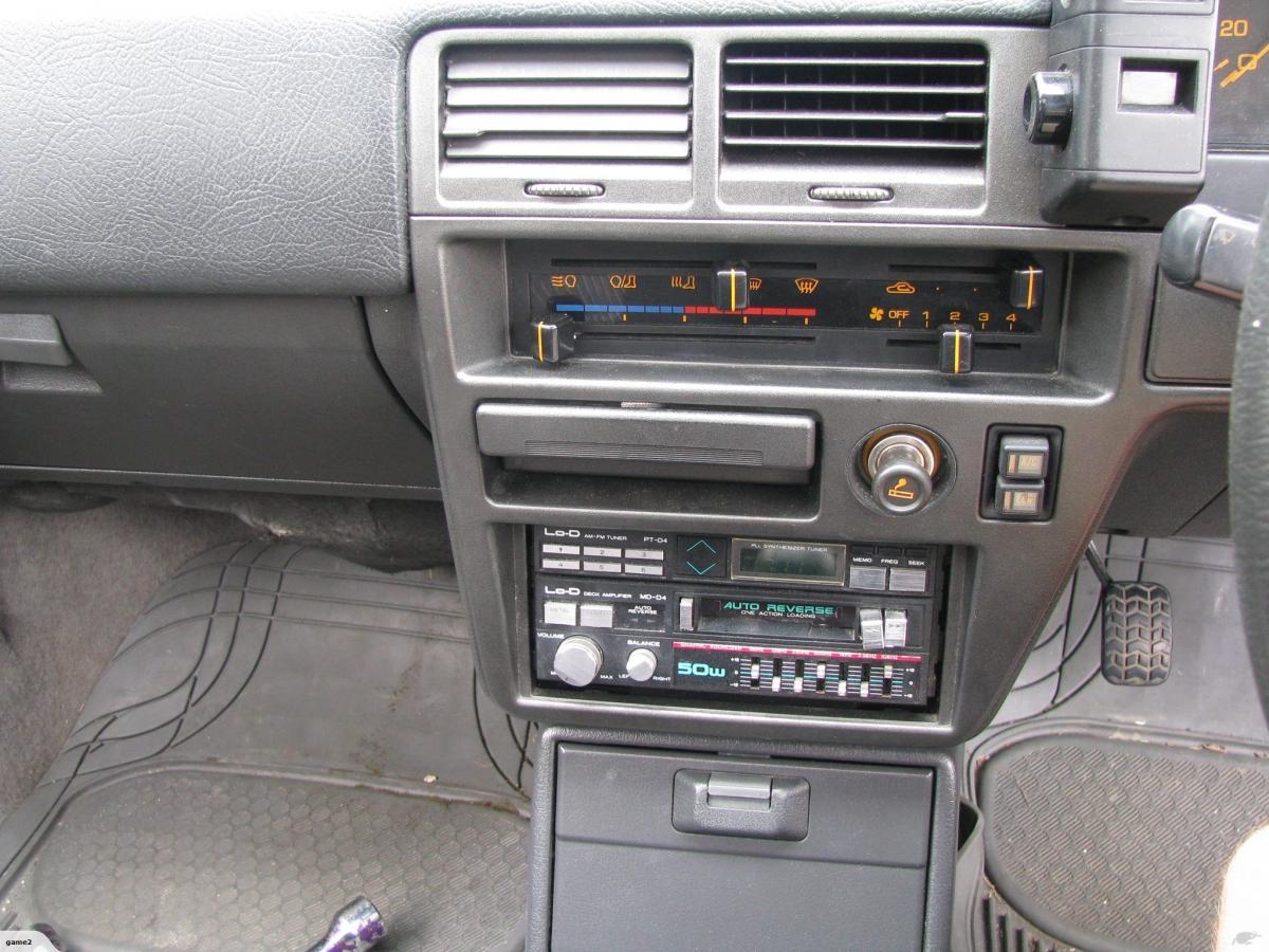 1986 Ford Laser KC TX3 non-turbo 1500cc white New Zealand (9).jpg