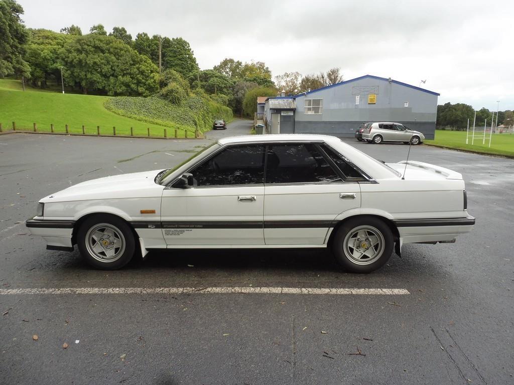 1986 Nissan Skyline R31 GT Limited S limited edition JDM hardtop sedan (12).jpg