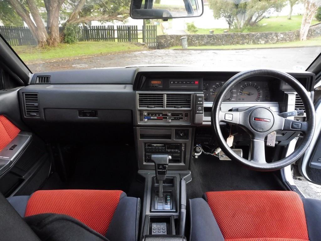 1986 Nissan Skyline R31 GT Limited S limited edition JDM hardtop sedan (6).jpg