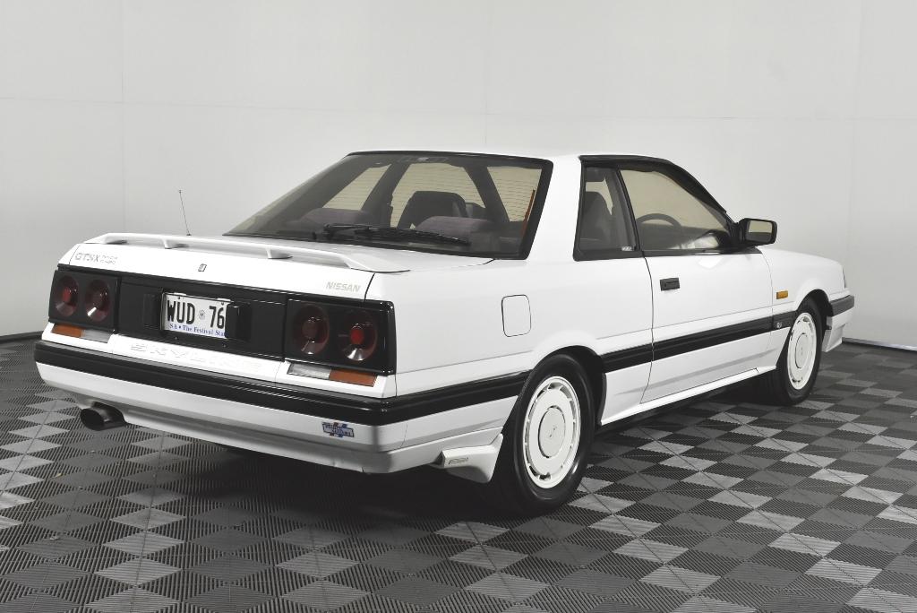 1987 Nissan Skyline GTS-X Coupe white unrestored Australia (4).jpg