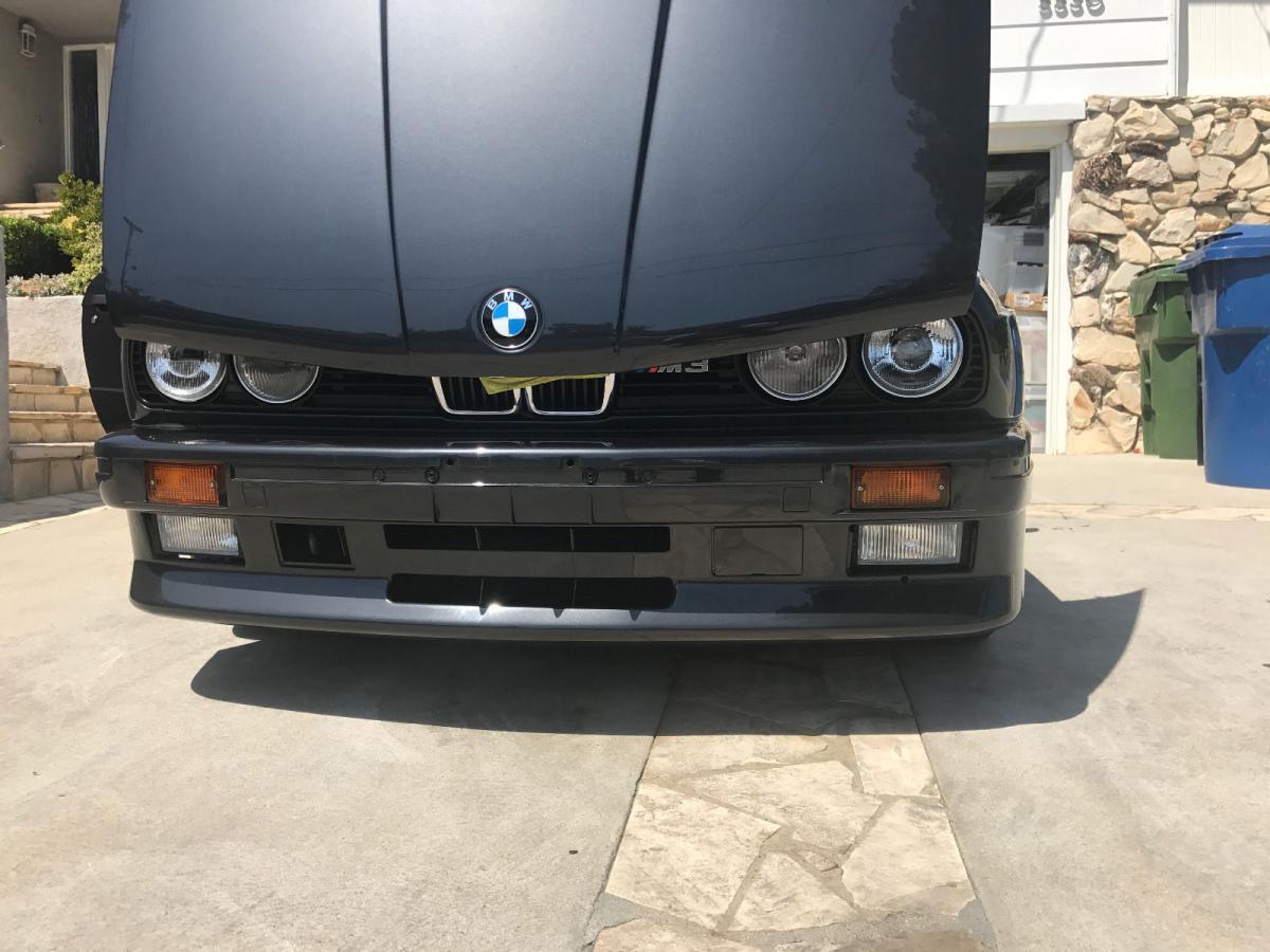 1988 BMW M3 E30 Diamond Black Metallic restored (12).jpg