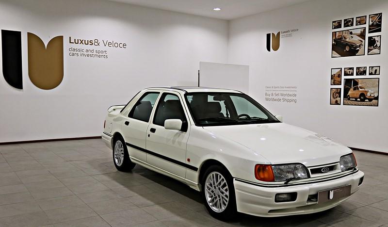 1988 Ford Sierra Cosworth Sapphire Turbo White (2).jpg