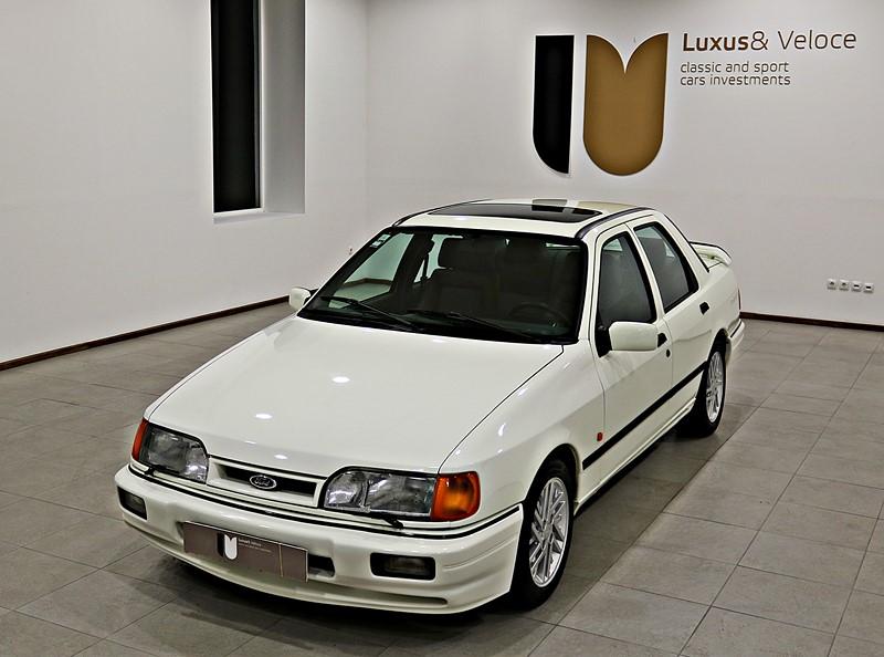 1988 Ford Sierra Cosworth Sapphire Turbo White (5).jpg