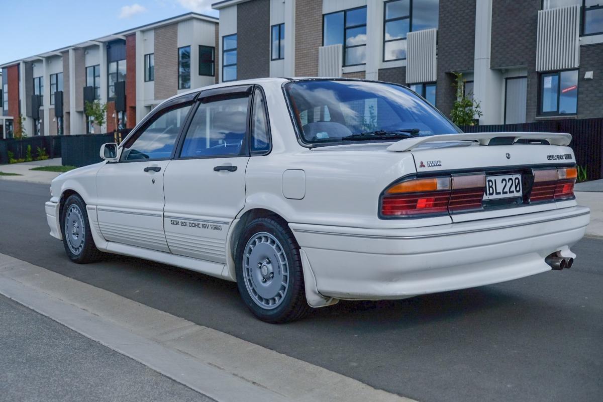 1988 Mitsubishi Galant VR-4 New Zeqaland import White 2020 (1).jpg