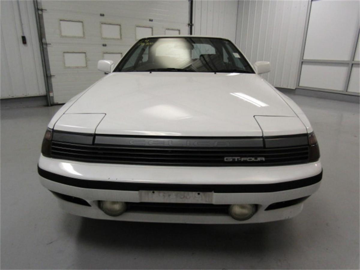 1988 ST165 Toyota Celica GT-Four White (2).jpg