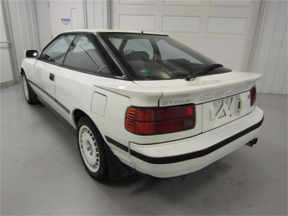 1988 ST165 Toyota Celica GT-Four White (5).jpg