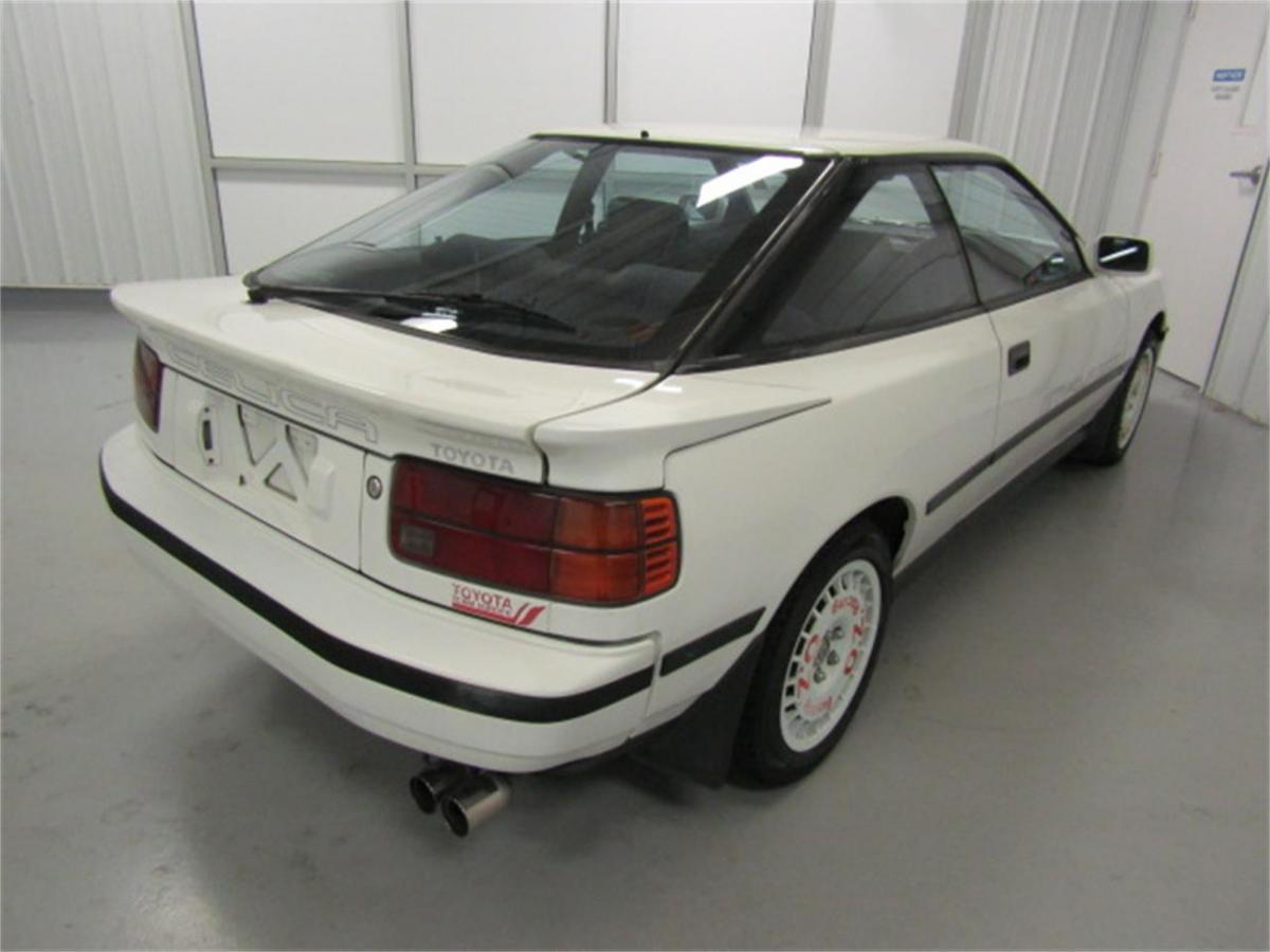 1988 ST165 Toyota Celica GT-Four White (7).jpg