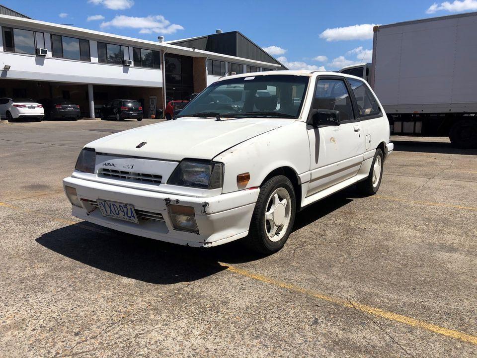 1988 Suzuki Swift GTI Mk1 white Australia (10).jpg